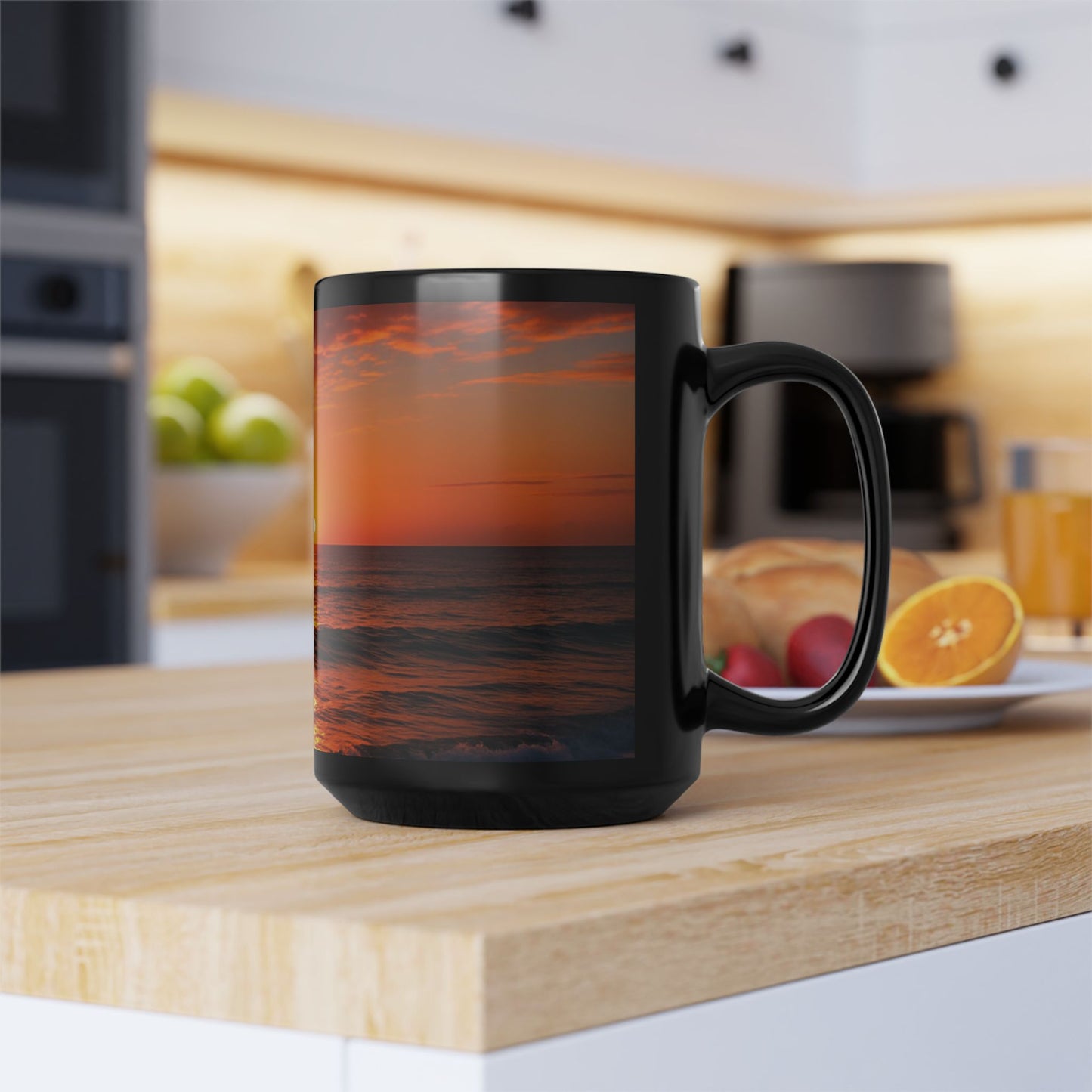 Sunset Serenity Black Mug - Cozy Coffee Cup for Beach Lovers, Gift for Nature Enthusiasts, Perfect for Relaxing Moments